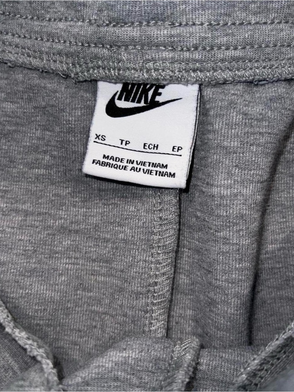 Nike Tech Men’s Gray Jogger Bottoms - Picture 4 of 6